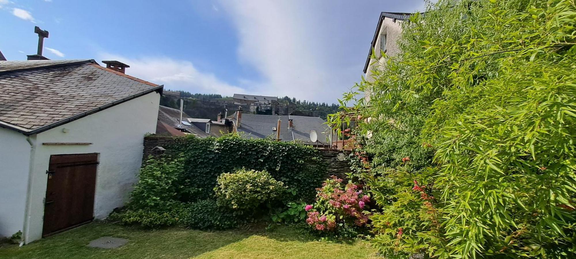 Gite L'Hote-Antique Буйон Екстер'єр фото